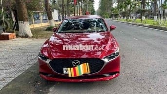Mazda 3 2020 1.5L Deluxe - 90000 km
