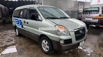 Hyundai Starex 2005 -6N 800kg xe rất zin.