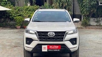 Toyota Fortuner 2.4AT 4X2 2022 Xe hãng bán