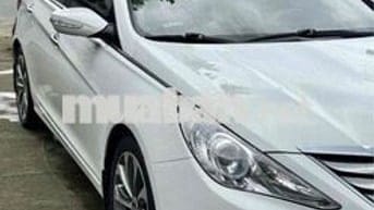 Hyundai Sonata 2010 2.0L AT - 90000 km