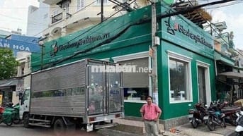 Góc 2 mặt tiền đường số 2 Lữ Gia - giáp Quận 10. DT: 90m2. Nhà 3 tầng.