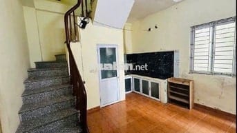bán nhà gần ngã tư chợ vân canh 30,2m , 2 ngủ, 2 vê sinh