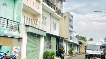 NGAY BX MIỀN TÂY, KDV, DT LỚN: 4x20 — 3 TẦNG — 2 MẶT HẺM XE TẢI 