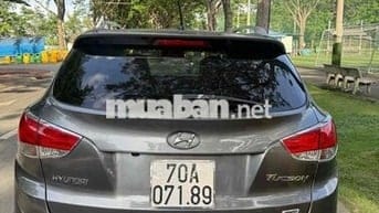 Hyundai Tucson 2010 máy xăng bản full 2 cầu
