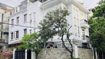 BIỆT THỰ HOA ĐÀO-PHAN XÍCH LONG PHÚ NHUẬN 5 TẦNG, MỚI ĐẸP 