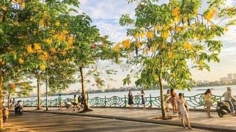 Chính chủ cần bán nhà Quận Ba Đình, DT 60m2, ngõ ô tô, gần Hồ Tây