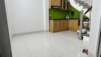 Nhà 4,5T ngõ Trần Quý Cáp-Ga Hà Nội ngõ 2m cách oto đỗ 35m gần Mp 