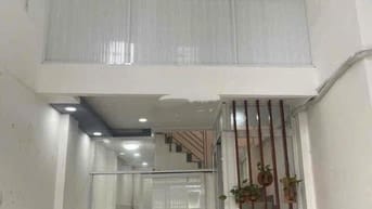 Cho thuê Hẻm NC giá rẻ,đường Hòa Hưng, phường 13, quận 10, Giá 11Tr