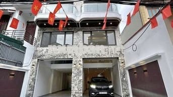 BÁN NHÀ 6 TẦNG 70M² PHỐ CHU HUY MÂN,LONG BIÊN GARA ÔTÔ THANG MÁY 650KG