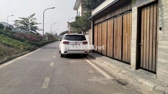 SIÊU HIẾM BÁN ĐẤT MẶT PHỐ TẶNG NHÀ 3.5 TẦNG PHỐ NGỌC THỤY 238M2 - MT6M