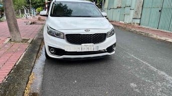 Kia Sedona 2019 Luxury D - 79 km ngay chu