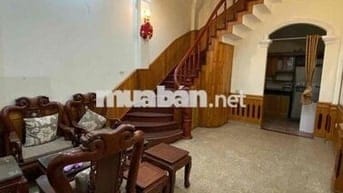 nhà nguyên căn ngõ 175 Lạc Long Qua a