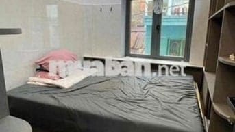 CHO THUÊ CHDV 2PN CỬA SỔ LỚN CAO CẤP- THANG MÁY NGAY BÙI VIỆN QUẬN 1