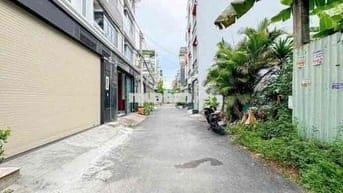 ĐẤT 100m2, NHÀ BÈ, HẺM XE HƠI, KHU DÂN CAO TẦNG.
