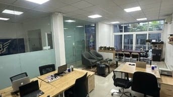 QUẬN 11 – CHO THUÊ VĂN PHÒNG 40M2 LẦU 1