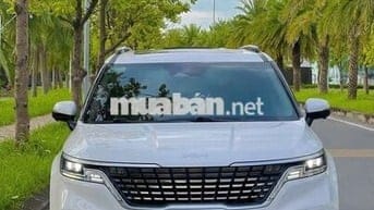 2021 2.2D Luxury 8 chỗ - 76000 km