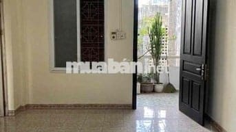 CHO THUÊ CĂN HỘ TẬP THỂ - NGAY GA HÀ NỘI - GIÁ CHỈ 6 TRIỆU