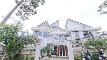 🏡 VILLA 2 MẶT TIỀN CUNG ĐƯỜNG YÊN THẾ VIEW ĐẸP BẬC NHẤT ĐÀ LẠT