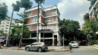 CHO THUÊ TÒA NHÀ VĂN PHÒNG CAO CẤP , PHÚ MỸ HƯNG  ( GÓC 2 MẶT TIỀN )
