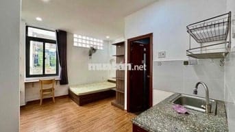 CHO THUÊ CĂN HỘ NGAY CV LÊ THỊ RIÊNG CÓ CỬA SỔ LỚN PHÒNG MỚI