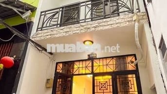 CHO THUÊ NHÀ NGUYÊN CĂN TRUNG TÂM Q10 - ĐƯỜNG BÀ HẠT: 12TR/THÁNG