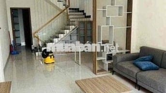 Cho thuê nhà Mới Đẹp, 1 Trệt 2 lầu sân thượng - xe hỏi ngủ trong nhà
