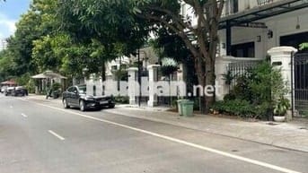 Cho thuê nhà 4 tầng đường Nguyệt Quế 22 - Vinhomes Riverside Long Biên