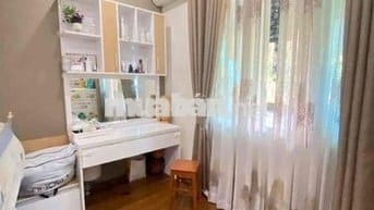 Bán nhà tập thể Vĩnh Phúc, căn góc 2 thoáng 90m 3 ngủ, full NT