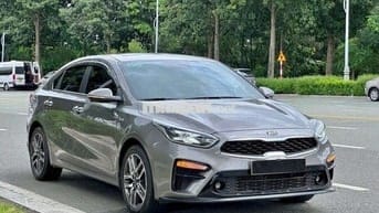KIA CERATO 2.0 PREMIUM- 15000 km