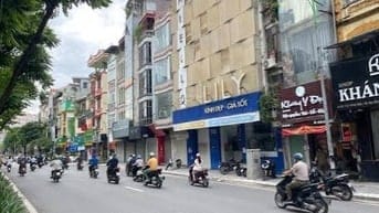 Cho thuê nhà Nguyên Căn Phố Ngọc khánh - Nguyễn công hoan - Ba đình 