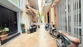 BÁN NHANH NHÀ DÂN XÂY BA ĐÌNH- CÁCH Ô TÔ 5M- NGÕ THÔNG