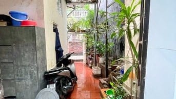 Cho thuê nhà riêng sân vườn trung tâm Hai Bà Trưng Phố Bạch Mai Hà Nội