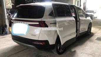 Hyundai Custin 2.0T Cao Cấp – 2024 – Odo 19.000 km