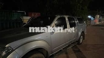 Nissan Navara 2013 LE 2.5MT 4WD - 200000 km