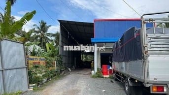 Đất nhà xưởng kho bãi + 1 cửa hàng đang bán và 1 nhà ở