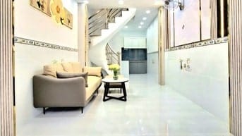 nhà bán chính chủ 1 lầu có sổ hồng gần Phú Mỹ Hưng quận 7