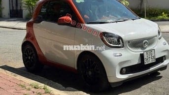 SMART FORTWO sản xuất 2015 màu siêu hiếm..
