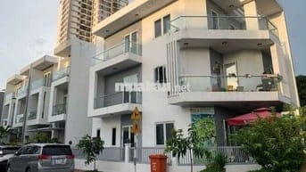 Rẻ quá khách ơi nhà góc 8❌20 trệt 2 lầu đúc 4pn to 3wc khu DC An khang
