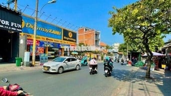 CHO THUÊ NGUYÊN CĂN NHÀ 5 TẦNG HÒA KÝ NGAY ĐẠI HỌC Y DƯỢC CÓ THANG MÁY