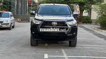 Toyota Hilux 2021 2.4E 4x2 AT - 630000 km
