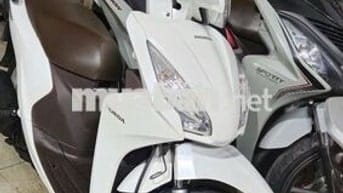 Bán xe Vision trắng đẹp, biển vip thần tài lớn