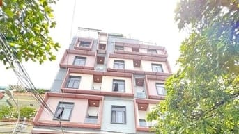 Bán tòa nhà CHDV Đường số 45, Quận 7, DT 14x20m, thu nhập 250tr/th