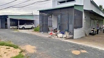 CẦN BÁN GẤP DÃY TRỌ 10 Phòng mặt tiền nhựa Gia Lộc Trảng Bàng 680tr