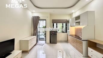 CĂN HỘ BANCONG RỘNG 55m2 - MẶT TIỀN ĐƯỜNG CẠNH UEH, CẦU VƯỢT 3/2