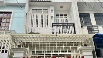 NHÀ 4X16M 3 TẤM  4PN NỘI THẤT CAO CẤP