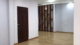 CHO THUÊ NHÀ 12 x 25m MẶT TIỀN ĐƯỜNG ĐẶNG TIẾN ĐÔNG ( 50tr/tháng )