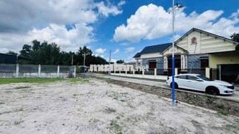 🏡 BÁN ĐẤT MẶT TIỀN – Ngay khu công nghiệp  • Diện tích: Hơn 200m   • P