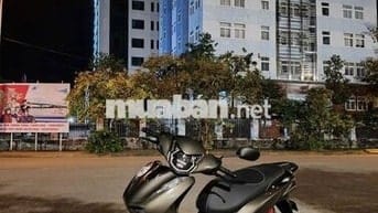 Có nhu cầu lên vario125 nên muốn bán lại.