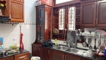 Nhà bán 52m2, 1 trệt 3 lầu, ngang 4 dài 14m, hẻm xe hơi, Thống Nhất