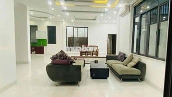 Cho thuê biệt thự 3 tầng MT Khúc Thừa Dụ - Sơn Trà